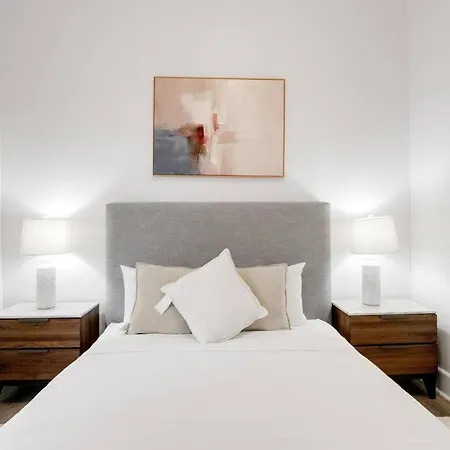Bay Ridge Luxe: Stylish & Comfortable